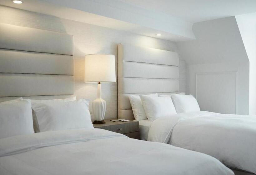 キングサイズベッドのスイートルーム, Chateau Vaudreuil