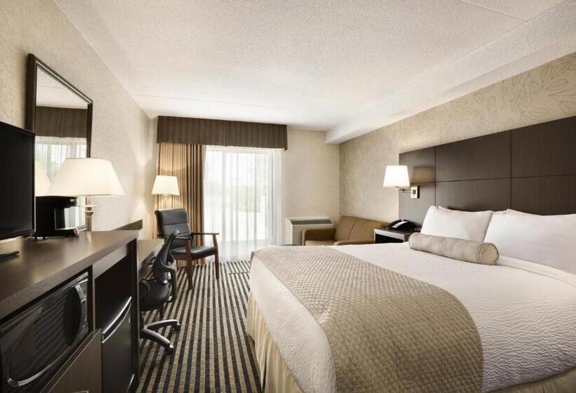 غرفة ديلوكس سرير كينج, Days Inn By Wyndham Miramichi Nb