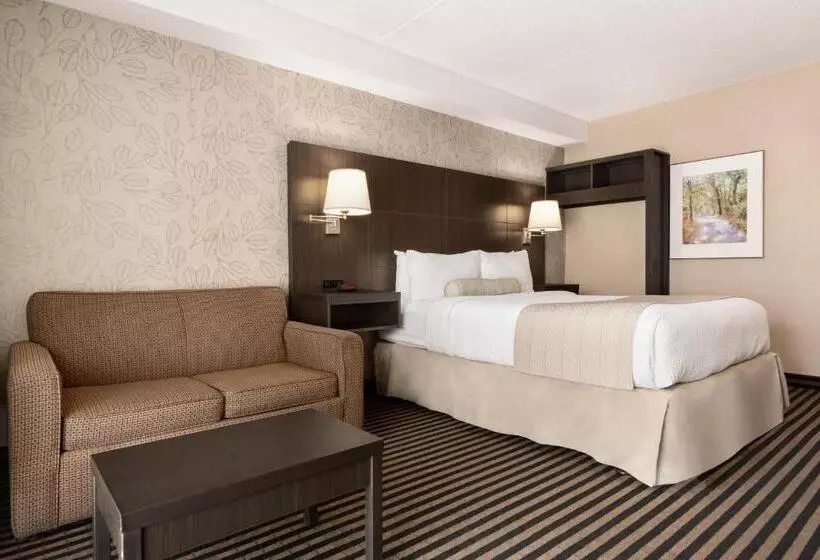クイーンベッドのデラックスルーム, Days Inn By Wyndham Miramichi Nb