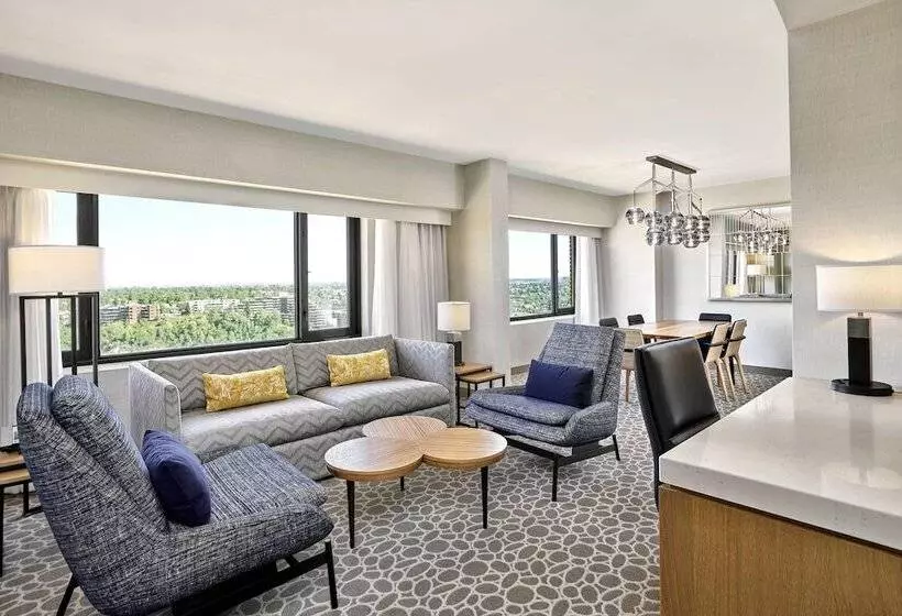 استودیوی استاندارد با تخت دوبل, Delta Hotels By Marriott Calgary Downtown