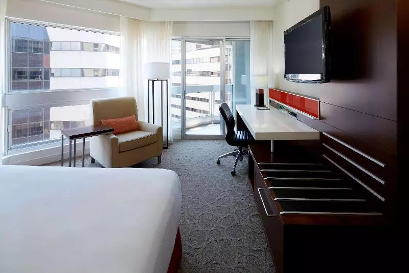デラックスルーム, Delta Hotels By Marriott Montreal