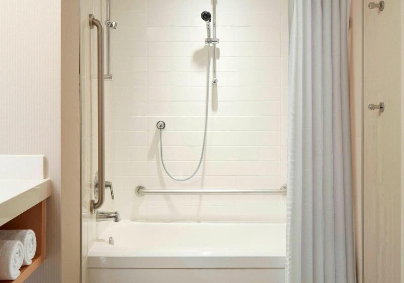 Номер Клуб, Delta Hotels By Marriott Montreal