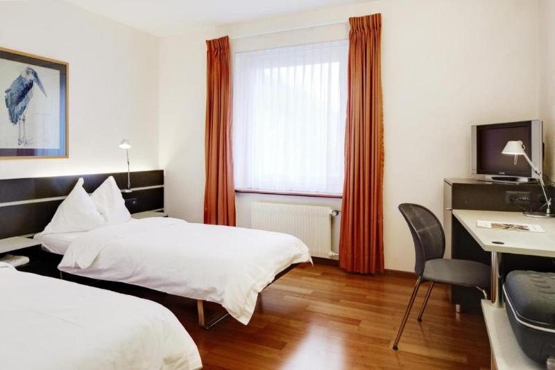 스탠다드 룸, Du Commerce