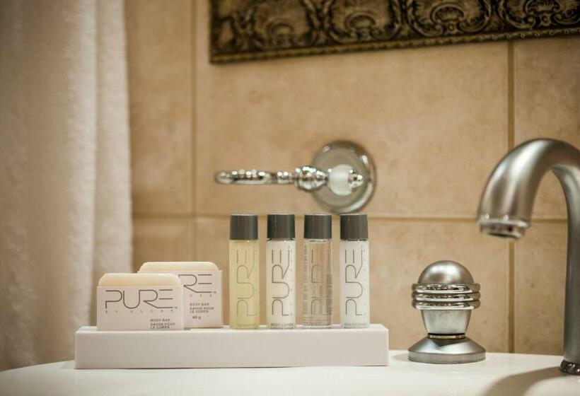 Номер Стандарт, Espresso Montreal Centre Ville / Downtown