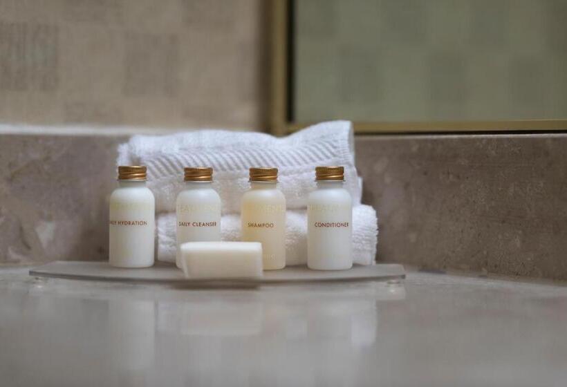 غرفة قياسية سرير كينج, Halifax