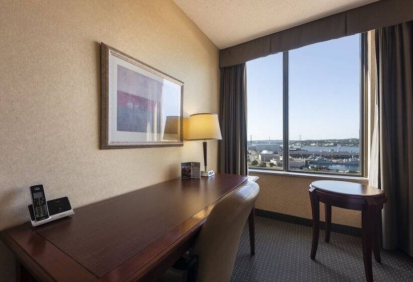 غرفه قياسيه سريرين مزدوجين, Halifax