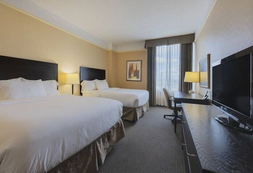 غرفه قياسيه سريرين مزدوجين, Halifax