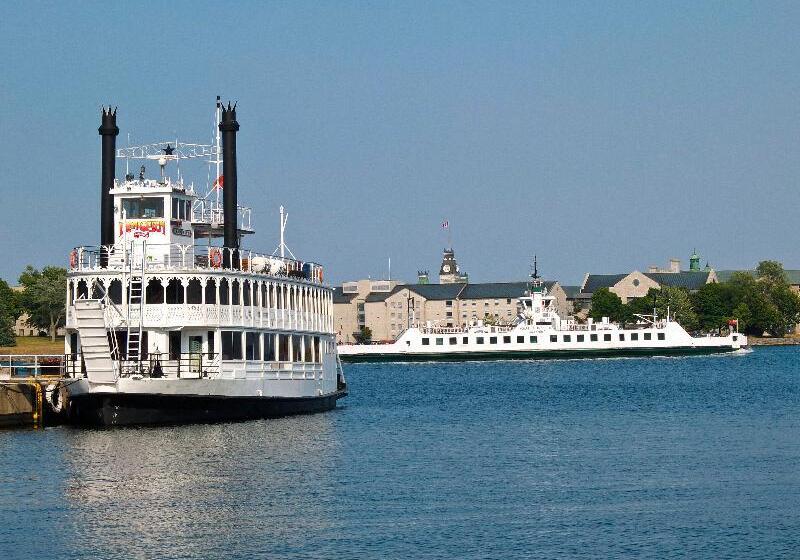 リバービュースタンダードルーム, Holiday Inn Kingston   Waterfront, An Ihg