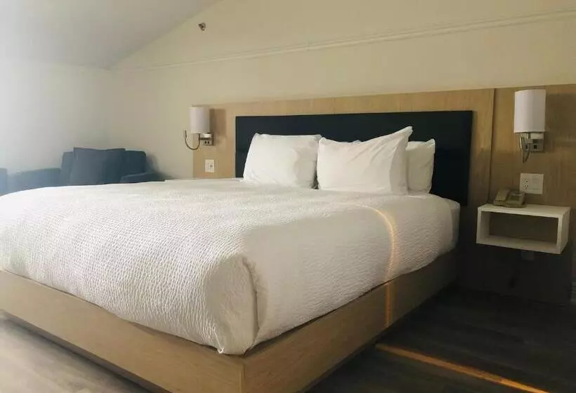 キングサイズベッドのスタンダードルーム, Le Manoir Du Lac Delage