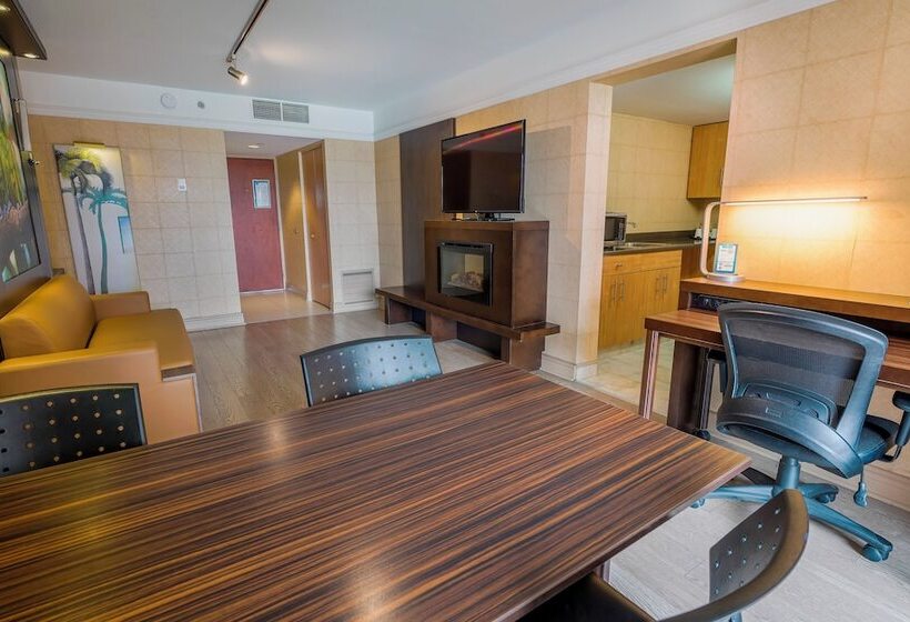 חדר סופריור, Lhotelquébec