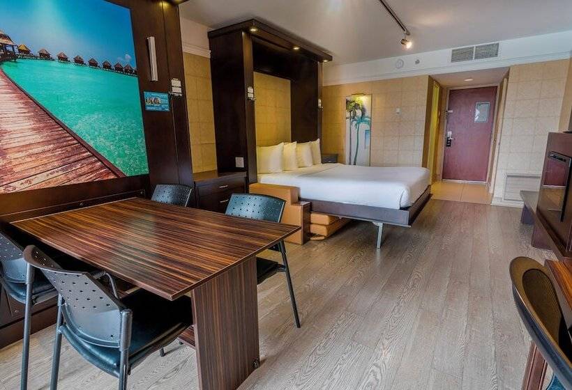 Номер Superior, Lhotelquébec