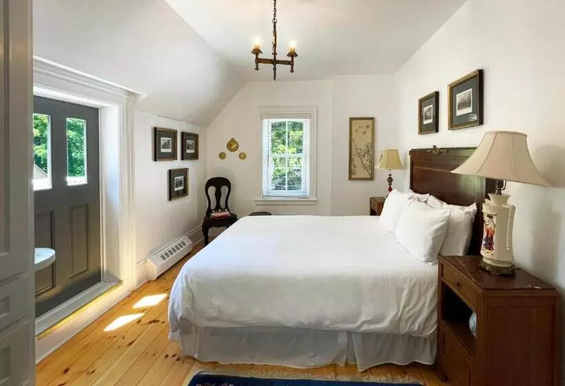 バルコニー付きデラックスルーム, Merrill House