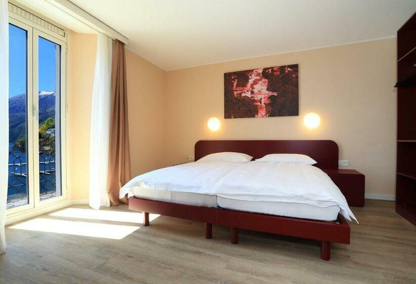 اتاق استاندارد با چشمانداز دریاچه, New Elvezia