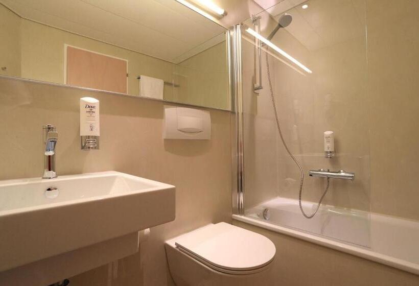 اتاق خانوادگی, New Elvezia