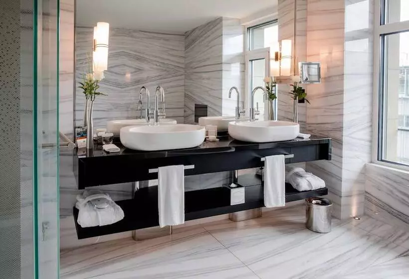 Studio Deluxe, Schweizerhof Bern & Spa