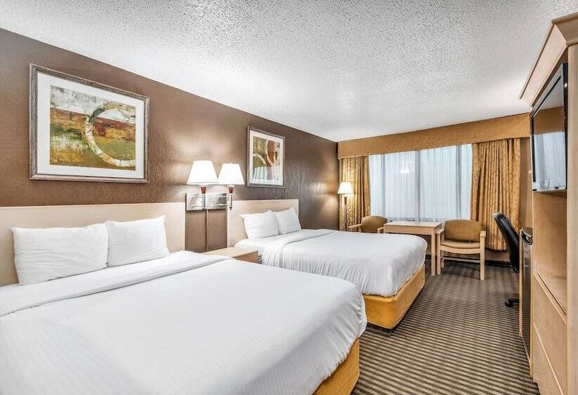 2ダブルベッドのスタンダードルーム, Seven Oaks Hotel Regina