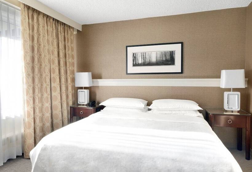 جناح, Sheraton Cavalier Saskatoon