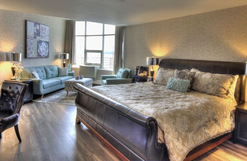 行政房间, The Lonsdale Quay