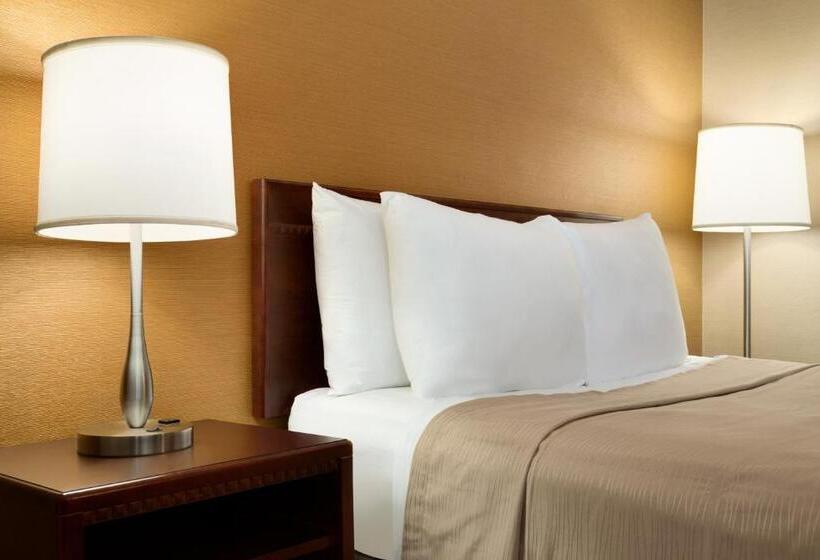 جناح سرير كينج, Travelodge By Wyndham Toronto East