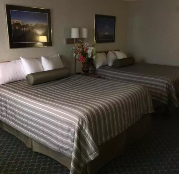 اتاق استاندارد, Travelodge By Wyndham Winnipeg East
