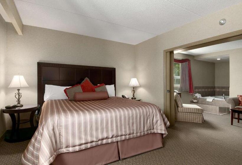 Люкс Кровать Кинг, Travelodge By Wyndham Winnipeg East