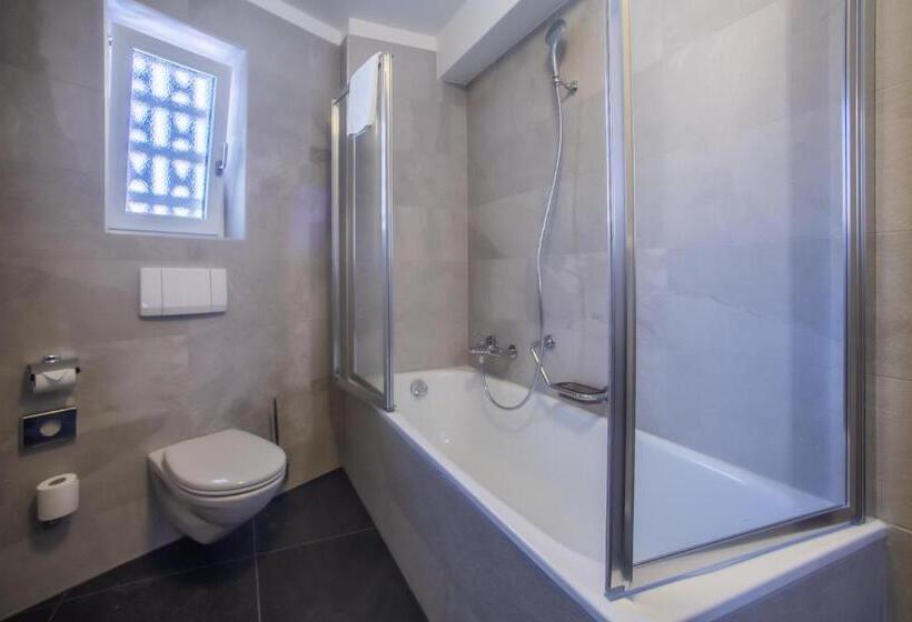 Comfort room with view, Unione