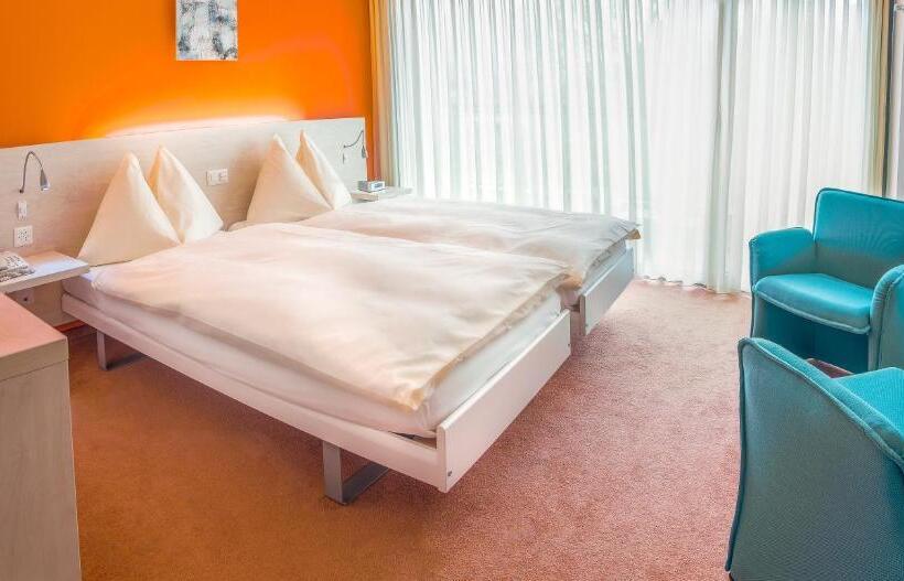 수피리어 전망 룸, Unione