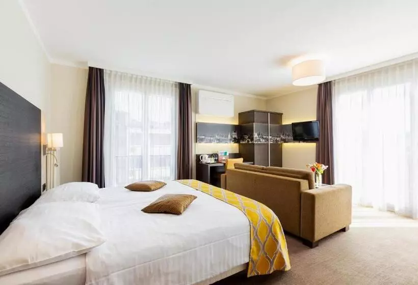 اتاق استاندارد سه نفره, Bellerive