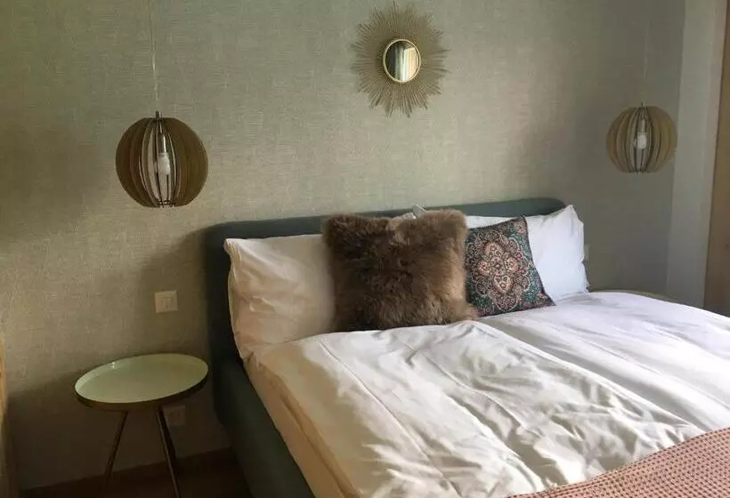 スーペリアールーム, Boutique Hotel Bellevue B&b Am Brienzersee Iseltwald Interlaken