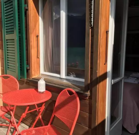 スーペリアールーム, Boutique Hotel Bellevue B&b Am Brienzersee Iseltwald Interlaken