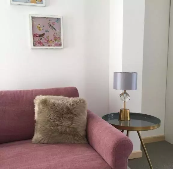 デラックスファミリールーム, Boutique Hotel Bellevue B&b Am Brienzersee Iseltwald Interlaken