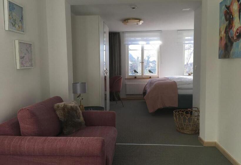 غرفة ديلوكس عائلية, Boutique Hotel Bellevue B&b Am Brienzersee Iseltwald Interlaken