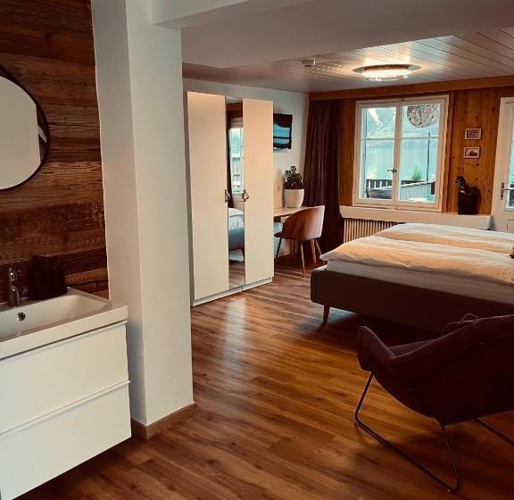 Полулюкс, Boutique Hotel Bellevue B&b Am Brienzersee Iseltwald Interlaken