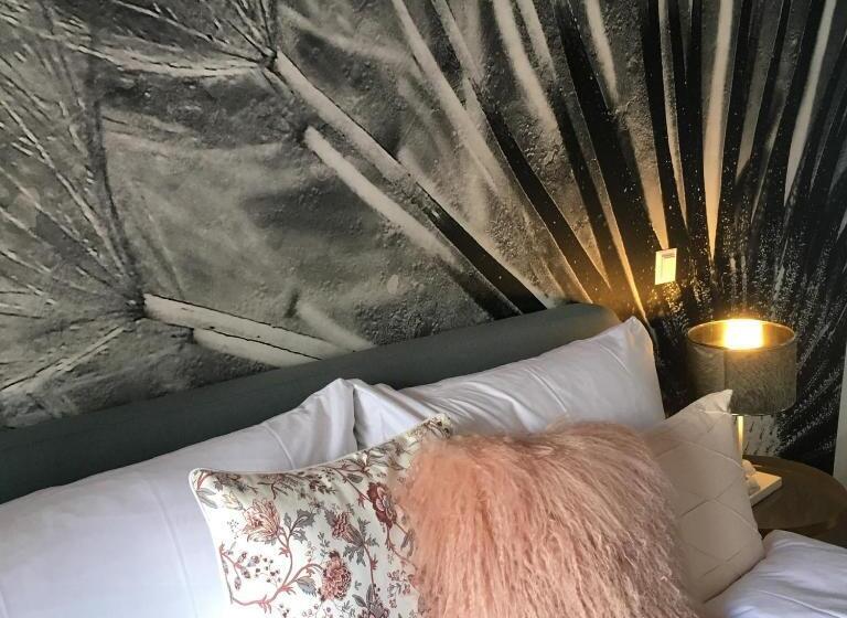 ジュニアスイート, Boutique Hotel Bellevue B&b Am Brienzersee Iseltwald Interlaken