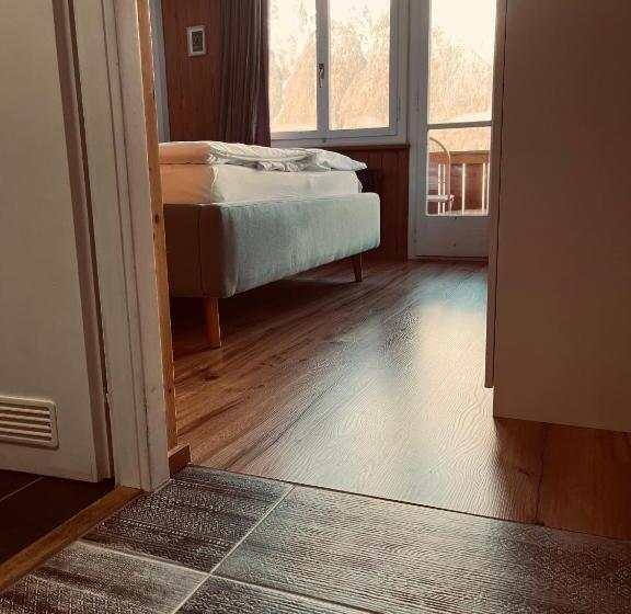 غرفة سوبيريور, Boutique Hotel Bellevue B&b Am Brienzersee Iseltwald Interlaken