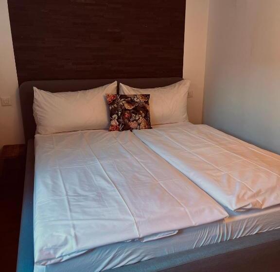 غرفة ديلوكس عائلية, Boutique Hotel Bellevue B&b Am Brienzersee Iseltwald Interlaken