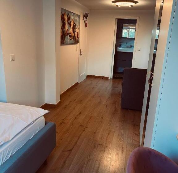 غرفة ديلوكس عائلية, Boutique Hotel Bellevue B&b Am Brienzersee Iseltwald Interlaken