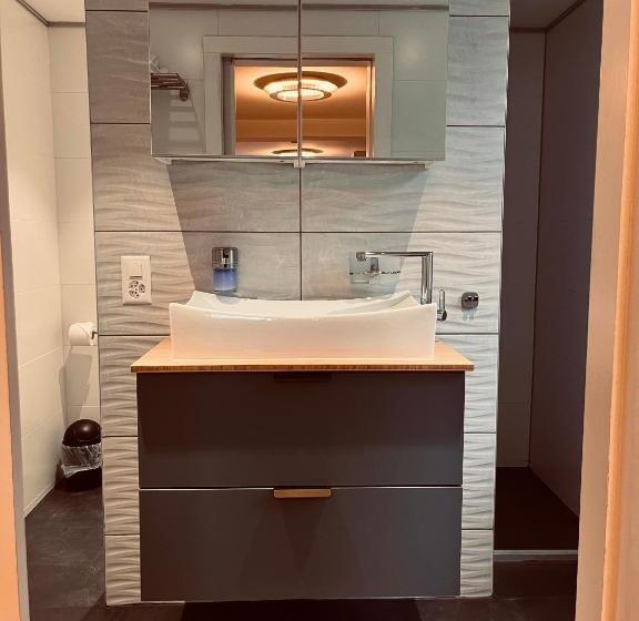 غرفة ديلوكس عائلية, Boutique Hotel Bellevue B&b Am Brienzersee Iseltwald Interlaken