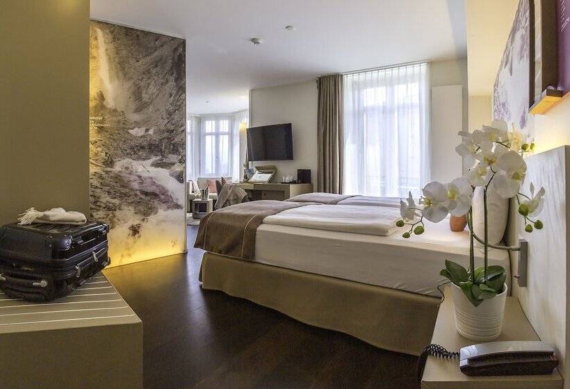 标准间, Cascada Boutique