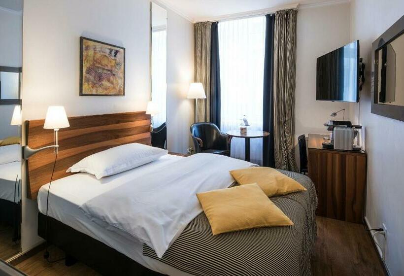 Номер Стандарт Индивидуальный, Central Plaza