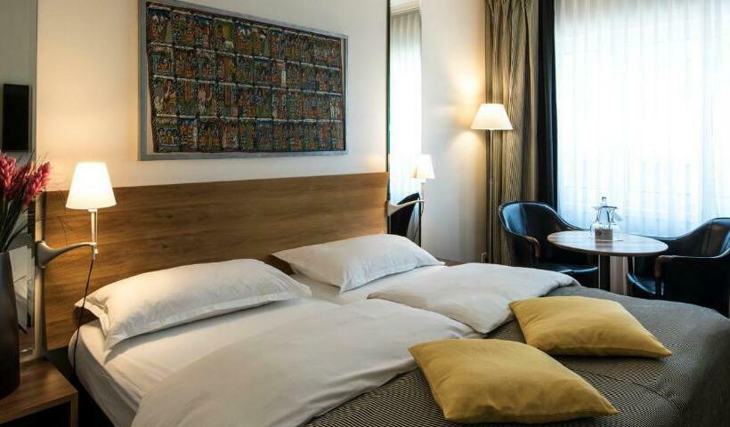 Номер Стандарт, Central Plaza