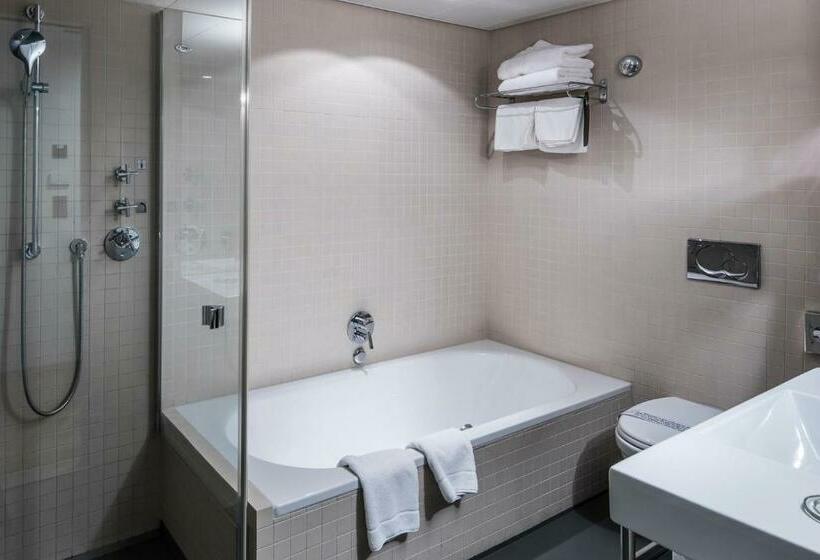 Номер Superior, Central Plaza