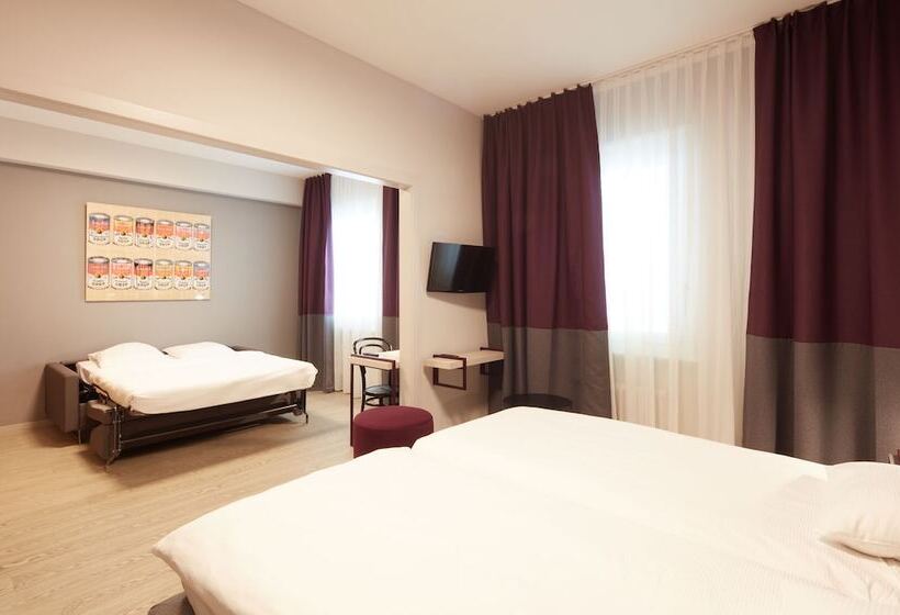 غرفة قياسية رباعية, Crystal