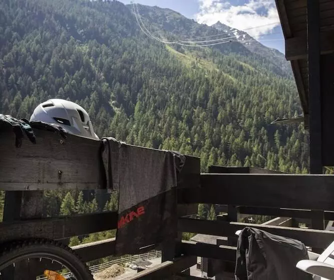スタンダードシングルルーム, Hôtel Alpina   Swiss Ski & Bike Lodge Grimentz