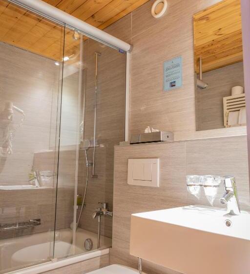Семейный Номер, Hôtel Alpina   Swiss Ski & Bike Lodge Grimentz