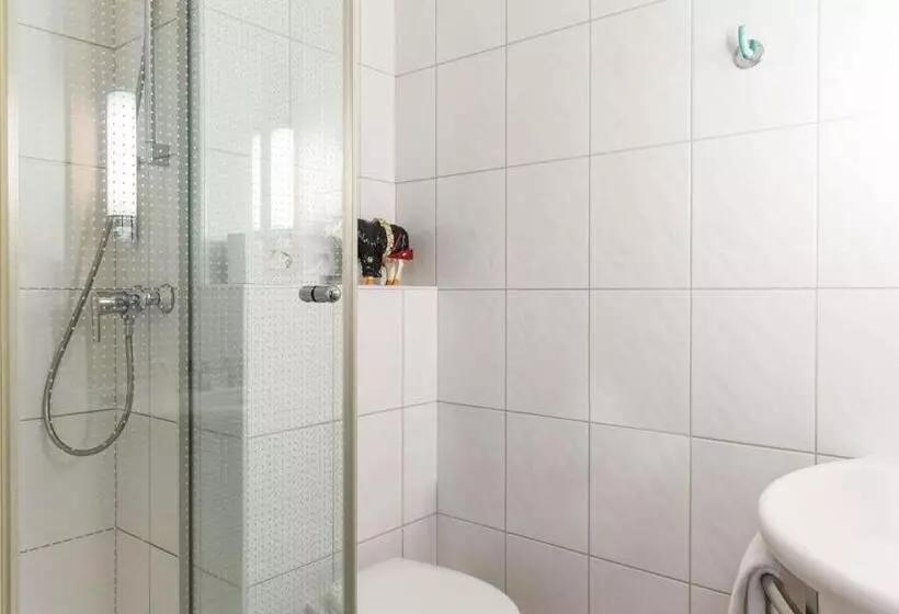 Standardzimmer, Ibis Sion