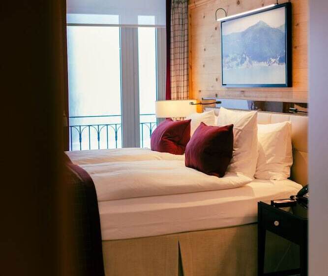 디럭스 룸 호수 전망, Kulm Hotel St. Moritz