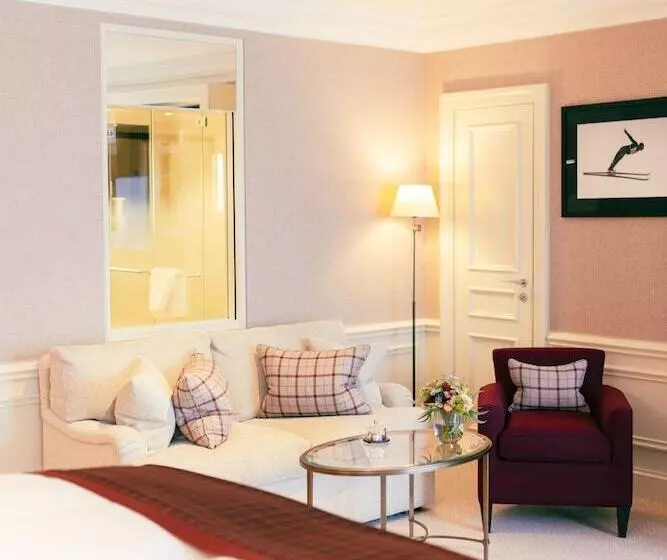 Chambre Deluxe Vue Lac, Kulm Hotel St. Moritz