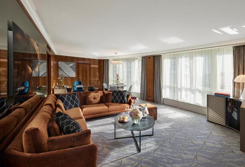 سوئیت با تخت بزرگ, Mandarin Oriental Geneva