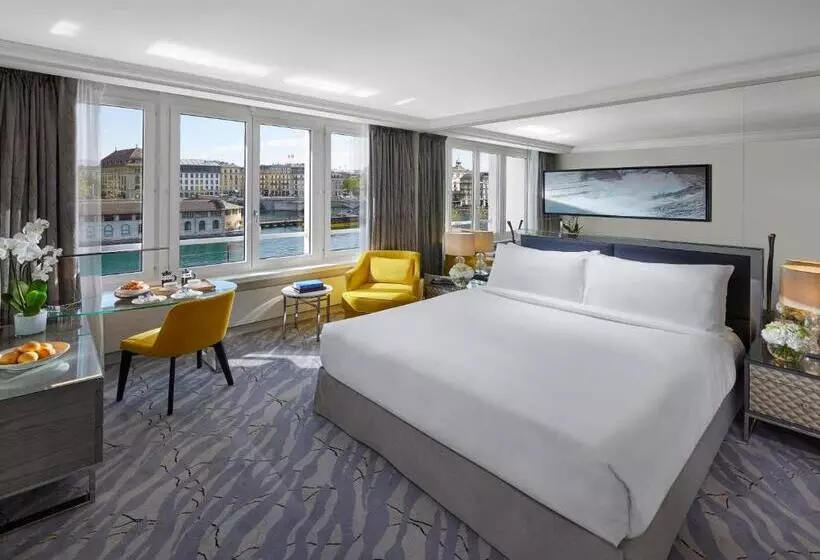 اتاق استاندارد با چشمانداز رودخانه, Mandarin Oriental Geneva